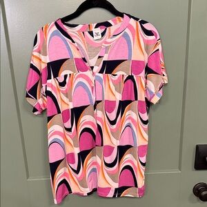 Sew In Love Pink Multi-Arc Abstract Short Sleeve Tee